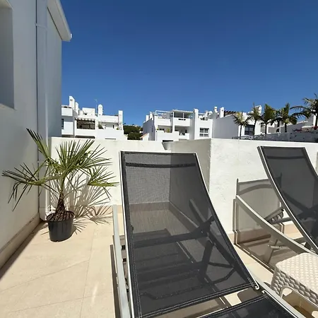 شقة Front Sea View Penthouse *