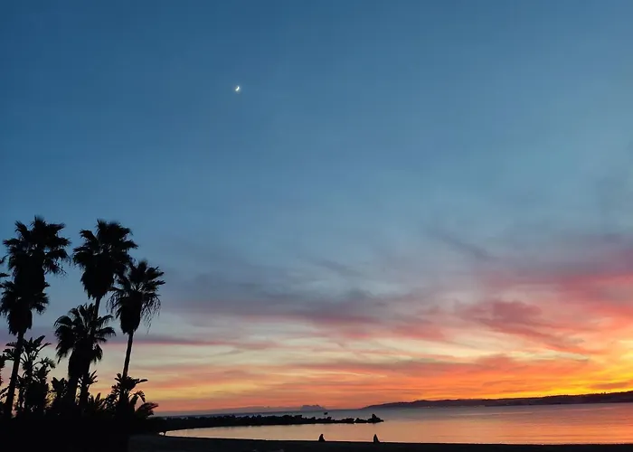 Front Sea View Penthouse Lägenhet *