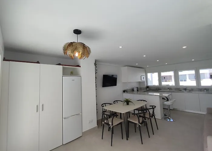 Front Sea View Penthouse