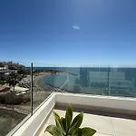 Front Sea View Penthouse *