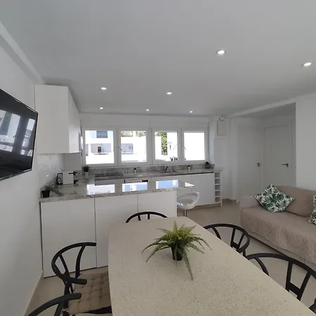 Front Sea View Penthouse Daire