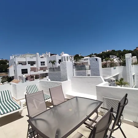 Front Sea View Penthouse Estepona