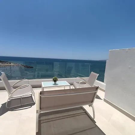 Front Sea View Penthouse