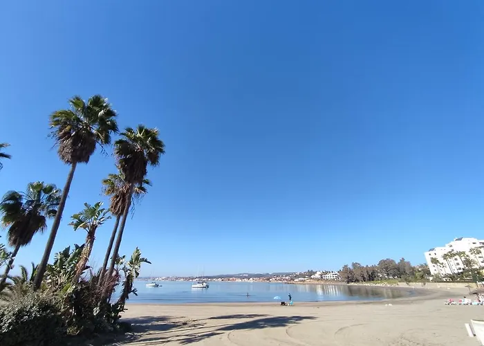 Front Sea View Penthouse Εστεπόνα